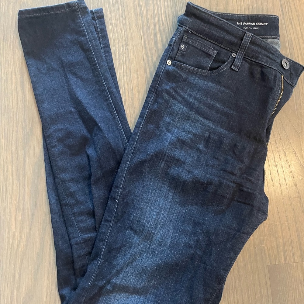 AG | Hugh Rise Farrah Skinny Jeans (26)